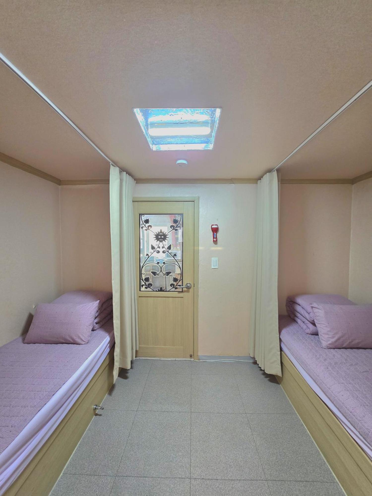 Happy Garden Guesthouse Seoul Exterior photo